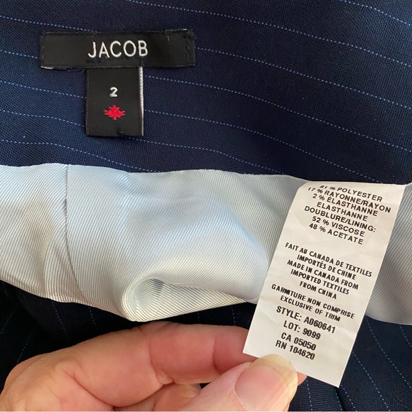 Navy Blue Jacob pinstriped pencil skirt. Made in Canada. - Picture 4 of 4